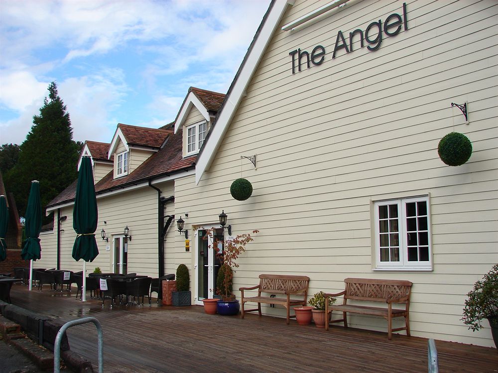 The Angel Hotel West Tisted image 1